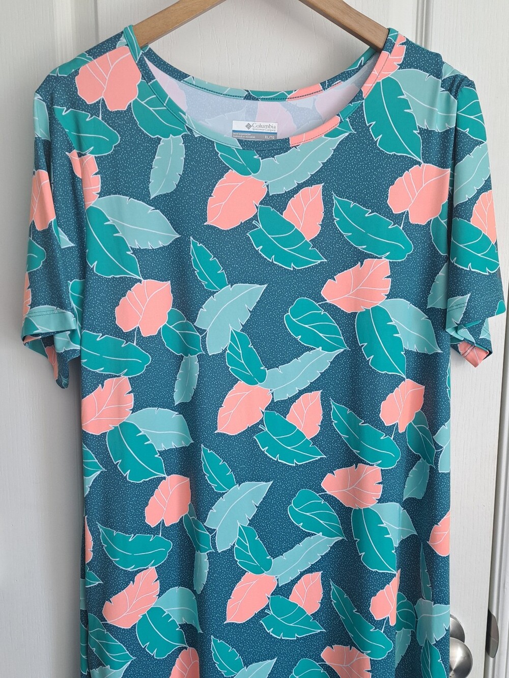 Columbia Short SLEEVE Leaf Fishing Gear PFG Women’s Dress Size XL/TG - Picture 5 of 9